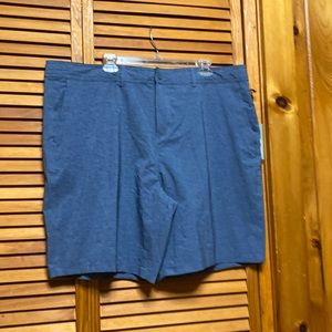 Nice short wide legs 2 pocket front and back